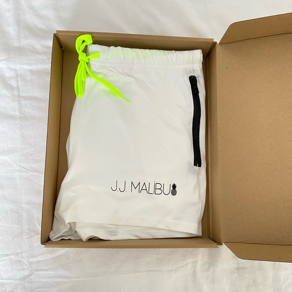 JJ Malibu mens short shorts size Large - Picture 2 of 2